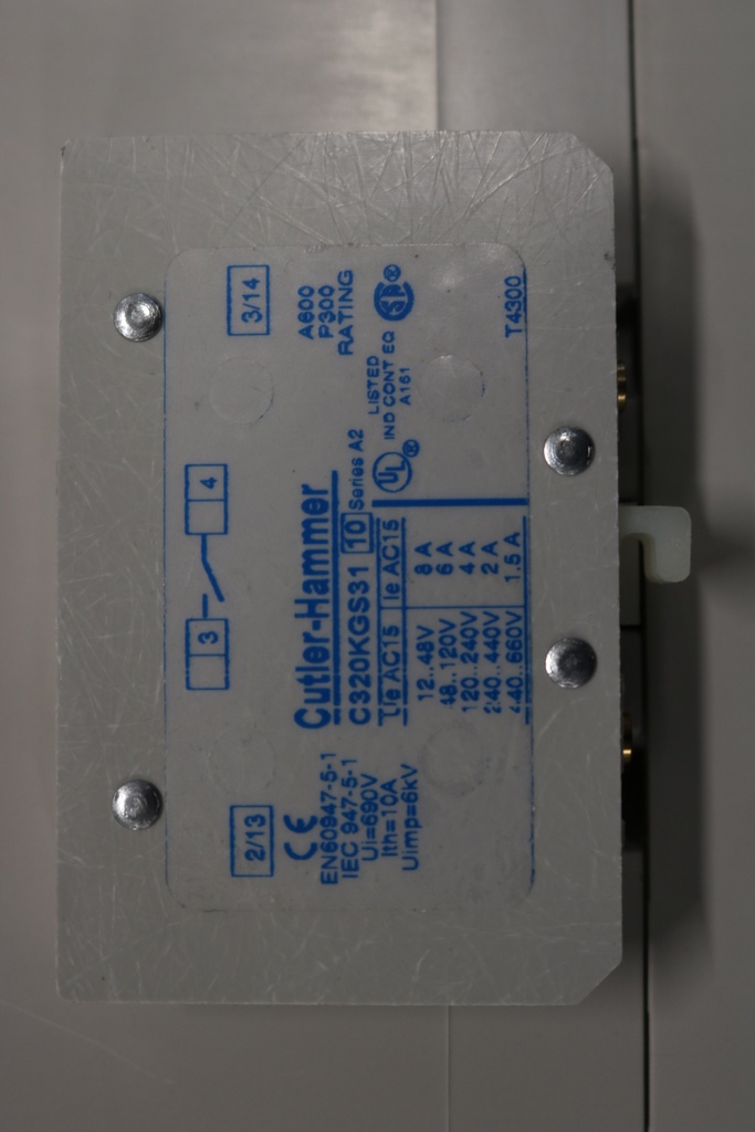 Eaton Cutler-Hammer CE15LN3 Ser. A1 IEC Contactor with 3 side panels