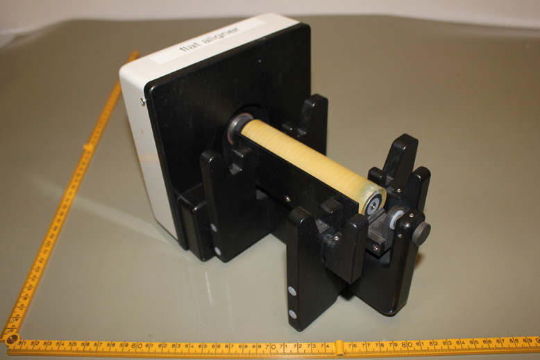 AFEZ-4E 100mm AUTOMATIC WAFER ALIGNER, CRACKED ROLLER