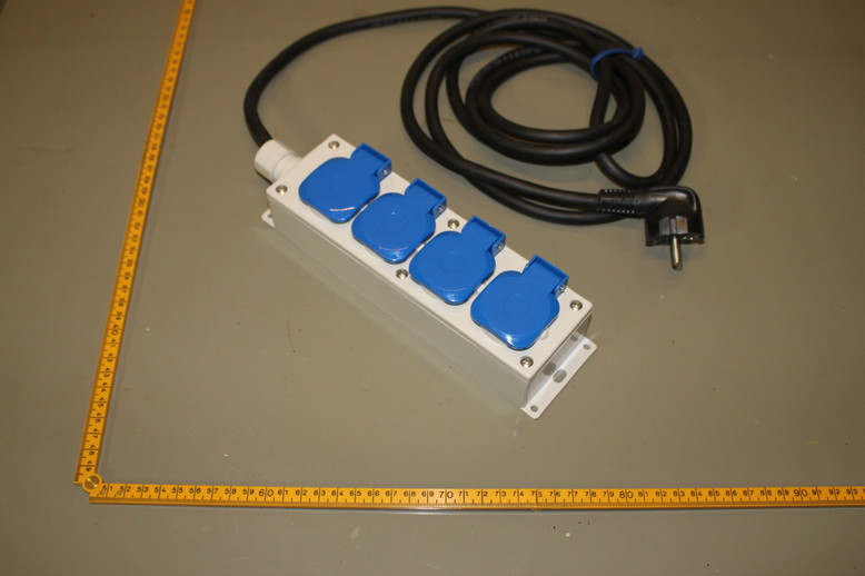 EXTENSION CORD WITH FOUR OUTLETS, LOT OF 5