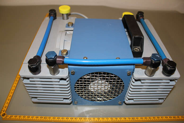 DIAPHRAGM VACUUM PUMP, NO. 4EKGF63CX-4 (ABM)