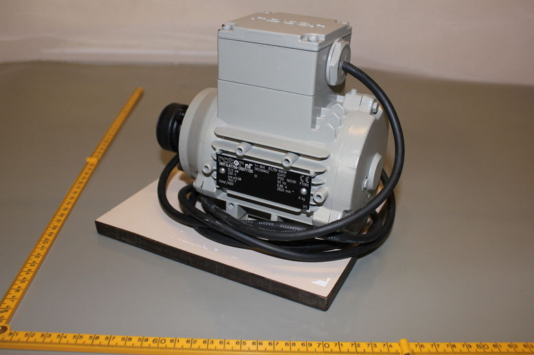 MOTOR, 5RC56M02, 0.12kW, 230V