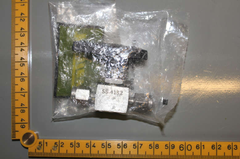 SS 1-Piece 40 Series Ball Valve, 0.2 Cv, 1/8 in. Tube, Lot of 2