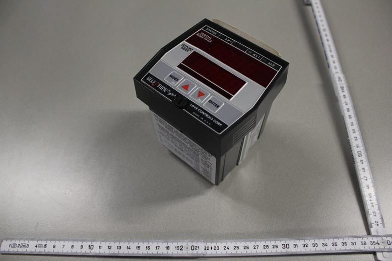 3308-130 Model 327, Self Tune Plus Temperature Controller Non Isol, 120-240VAC