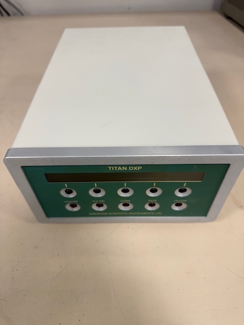 Rigaku TXRF300 TITAN-DXP E2V