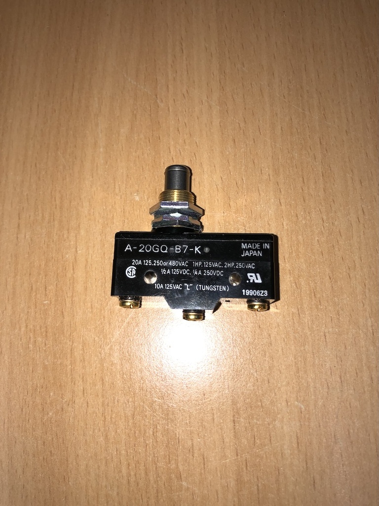 OMRON SWITCH SNAP ACTION SPDT 20A 125V A-20GQ-B7-K