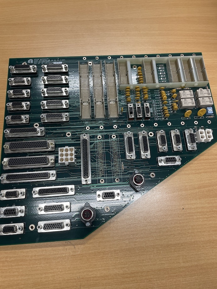 Applied Materials AMAT 0100-02192 Signal DIST Board