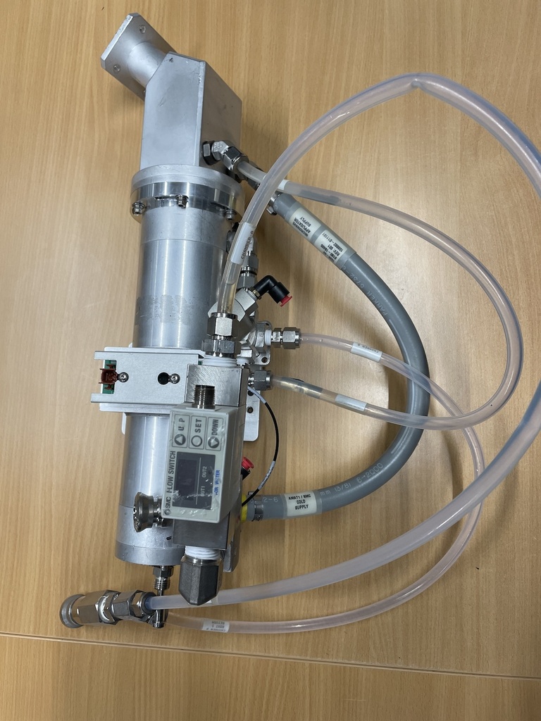 AMAT P5000 MICROWAVE APPLICATOR/PLASMA SOURCE