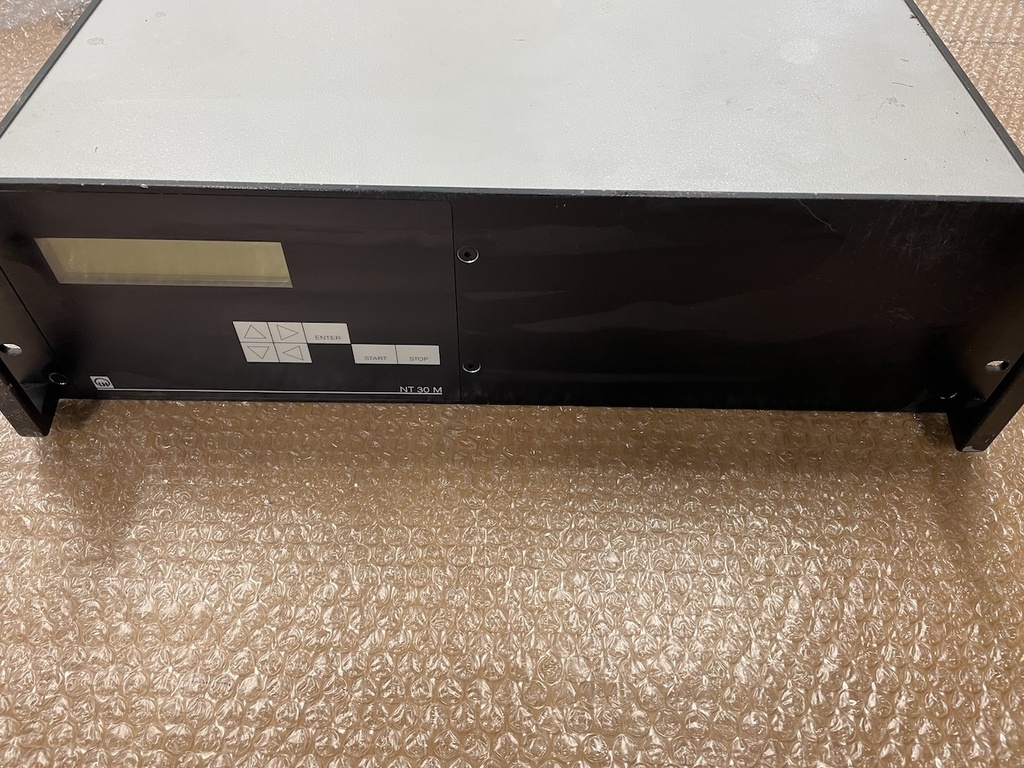 LEYBOLD NT30M CONTROLLER ASSY 855 67 A 96 02, 100-120V 200-230 AC 1000VA