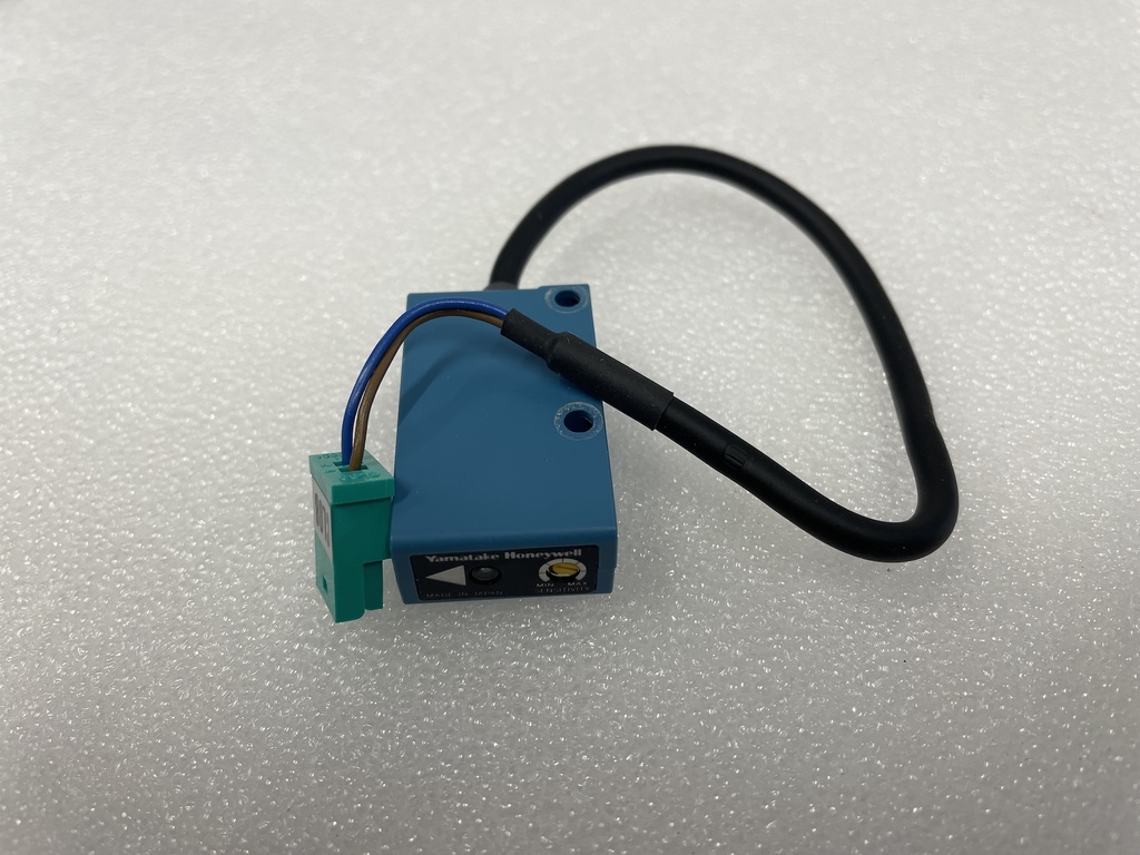 Yamatake / Honeywell FE7B-TLX6VGE Sensor-