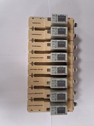 [PFWM-8-3R-X31 / 101385] SMC FLOW SWITCH, 5-40L/MIN PNP 12-24VDC. MOUNTED ON A 4WAY MANIFOLD TO MEASURE 8 CIRCUITS