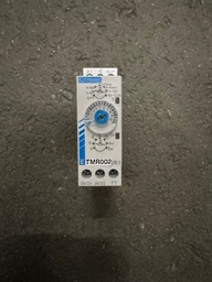 [88865305 / 101558] Crouzet 88865305 Timer, 8 A, 24 VDC/24 VAC to 240 VAC, 0.1 Sec. to 100 hr, Electronic, LED, SPDT