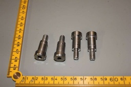 [809625-001/502869] SCREW SHOULDER CVD FLANGE, LOT OF 19