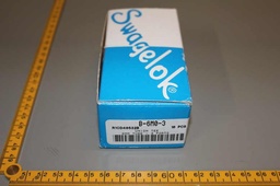 [B-6M0-3/503570] BRASS UNION TEE, 6mm TUBE OD, Lot of 10