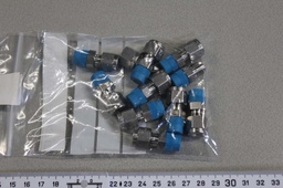 [SS-400-1-2RT/507709] SS Tube Fitting, Male Connector, 1/4 in. Tube OD x 1/8 in. Male ISO Tapered Thread, Lot of 45